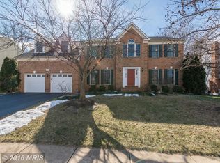 13015 Monroe Manor Dr, Herndon, VA 20171