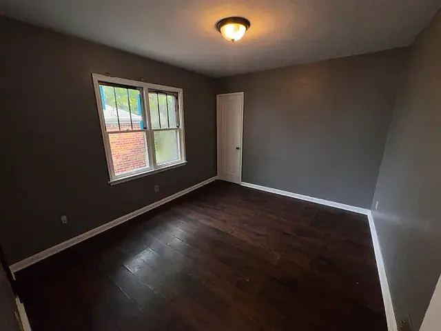 2 bed, 1230 sqft, $1,050 — Photo 3