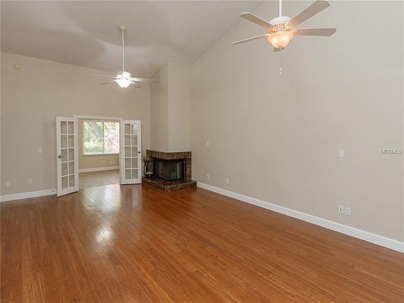 3rd image of 436 Newton Pl