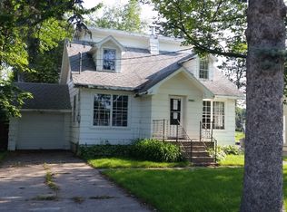 199 River Hts, Shawano, WI 54166