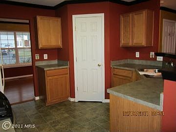 3rd image of 5407 Hogan Ct