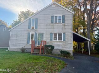 42 Hackett Street, Selkirk, NY 12158