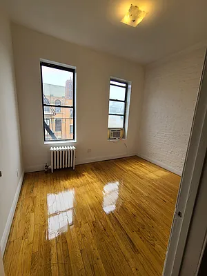 Rented by Point NYC | media 22