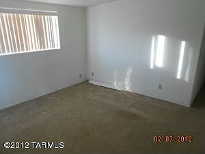 2nd image of 108 W Palmdale St