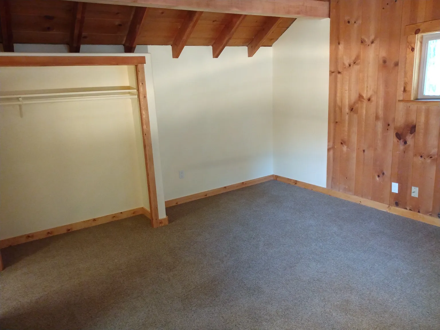 Mackedie Way, South Lake Tahoe — Photo 4