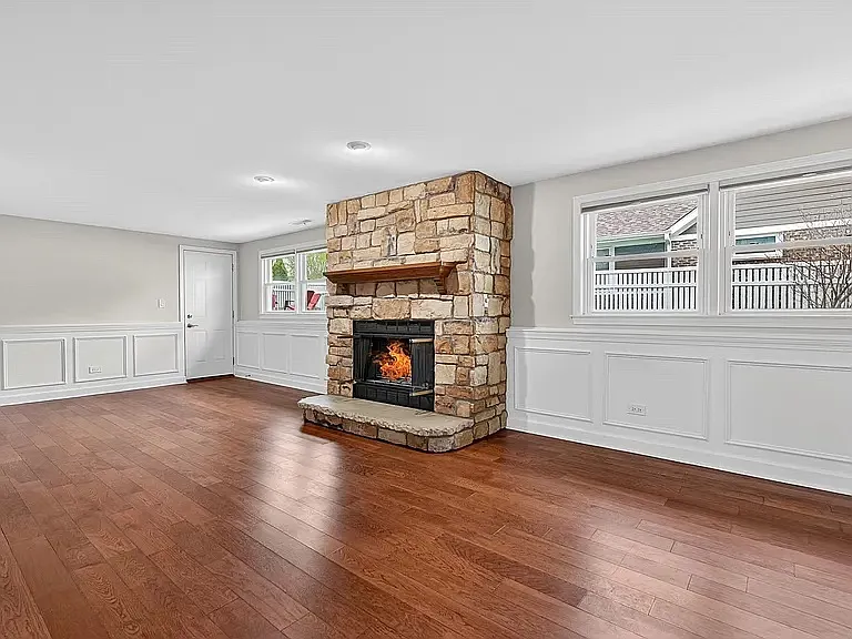 720 Preston Ln — Photo 13