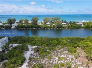 361 Bocilla Dr, Placida, FL 33946
