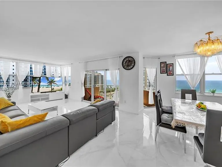 1965 S Ocean Dr #14F — Photo 1