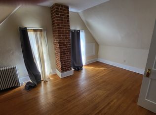612 Prince Edward St APT 3, Fredericksburg, VA 22401