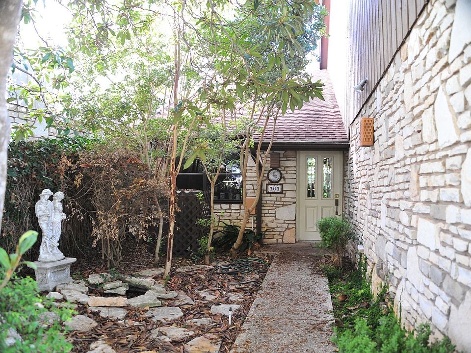 1st image of 765 Oakland Hills Ln