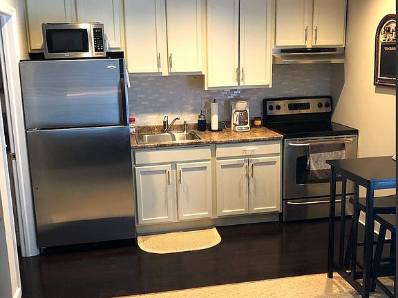 4th image of 125 Union Ave