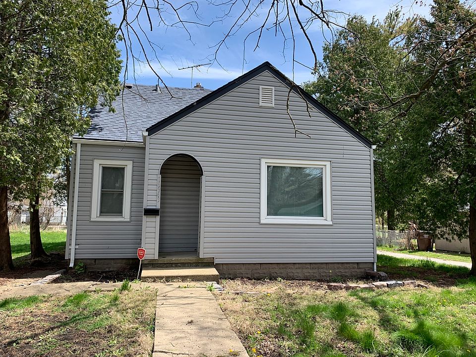 1st image of 16943 Crane Ave