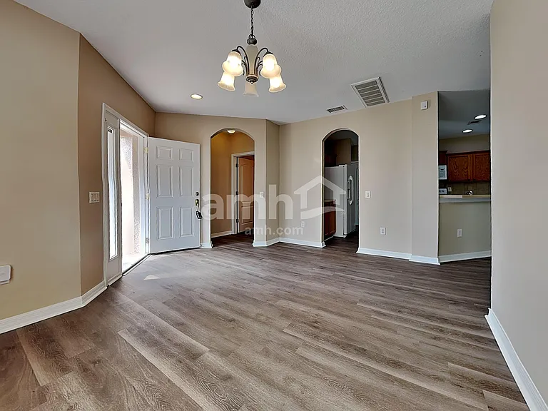 25741 Crippen Dr — Photo 7
