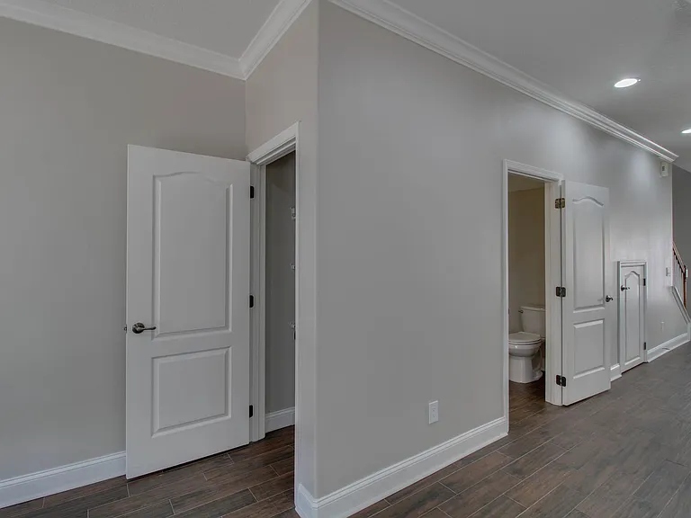 1761 Indiana Ave #F — Photo 6