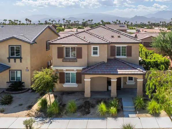 67537 Rio Largo Rd, Cathedral City, CA 92234