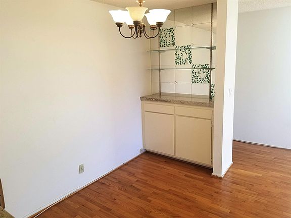 3rd image of 360 S Euclid Ave Unit 334
