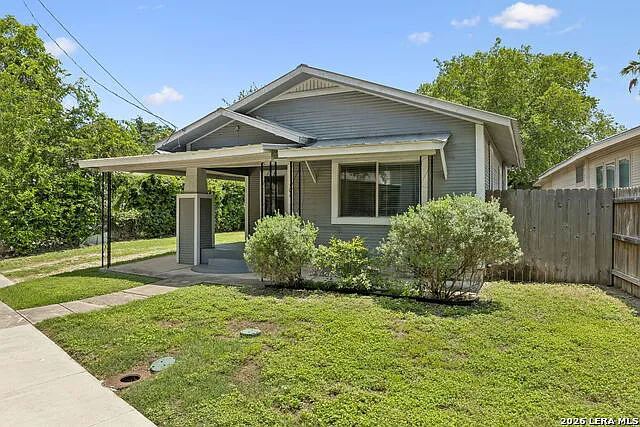 604 Leigh St — Photo 2