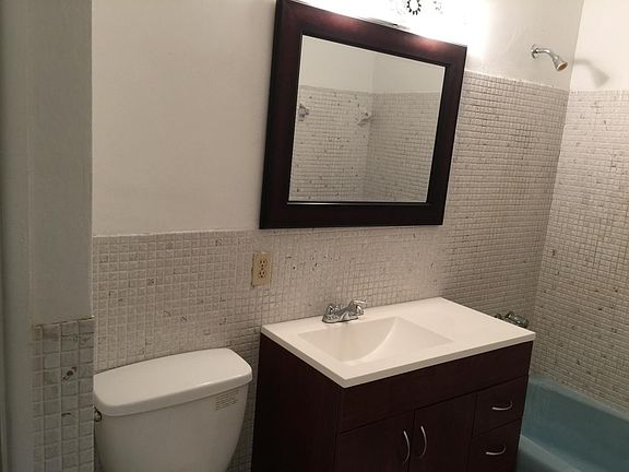 BATH ROOM 1