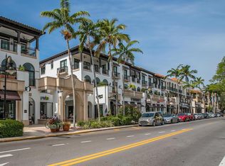 780 5th Ave S APT 203, Naples, FL 34102