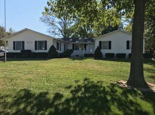 9912 Grodeon Rd, Mascoutah, IL 62258