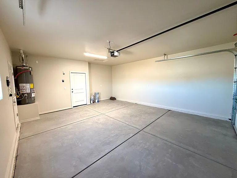 3611 Charleston Loop — Photo 33