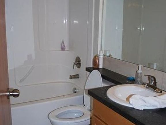 3rd image of 6027 8th Ave NE
