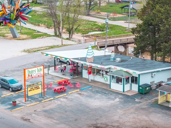 504 W Main St, Steelville, MO 65565