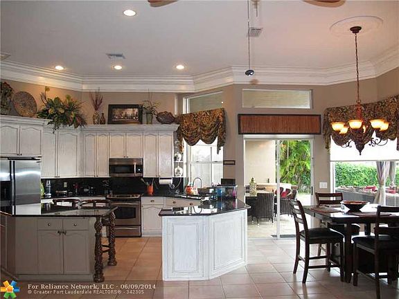 3rd image of 8322 NW 43rd St