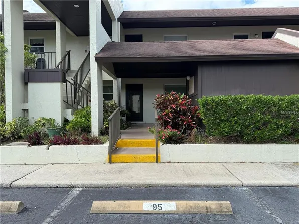 1100 E Bay Dr APT 95, Largo, FL 33770