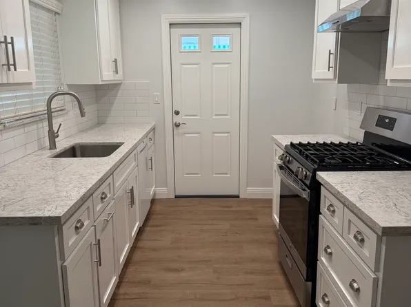 140 N Alta Vista Ave, Monrovia, CA 91016