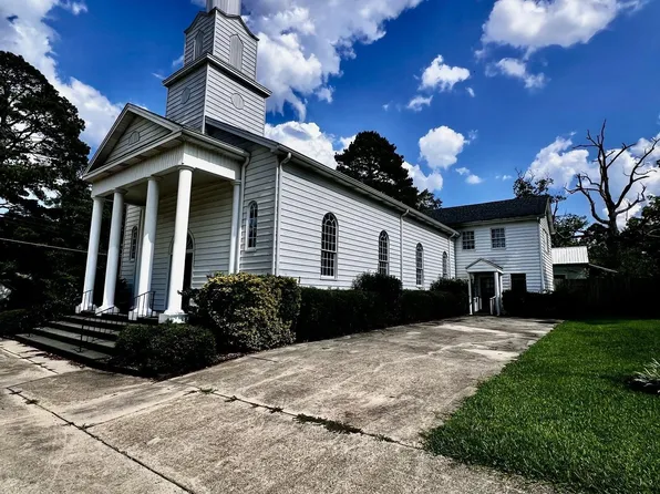 301 Frost St, Huttig, AR 71747