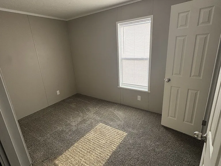 Five Seasons Davenport — Photo 31