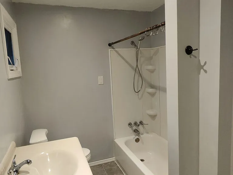 104 S Tecumseh St #1 — Photo 5