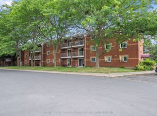 573 Armstrong Rd E #114, Kingston, ON K7M 8J8