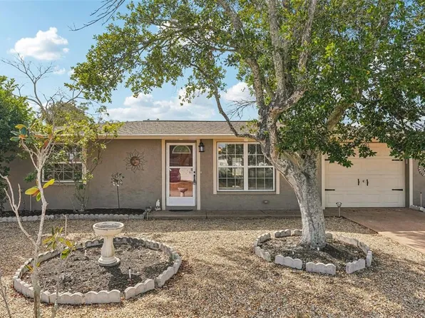 5157 School Rd, New Port Richey, FL 34653