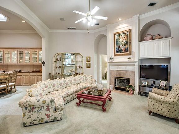 3rd image of 7217 Dogwood Creek Ln