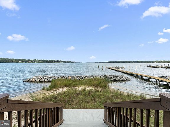 5th image of 975 Wilton Creek Rd