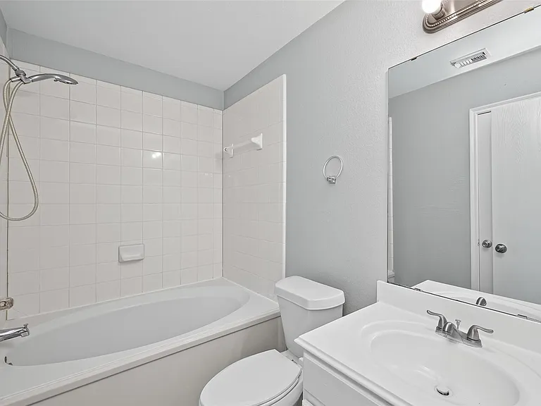 22851 Twisting Pine Dr — Photo 26