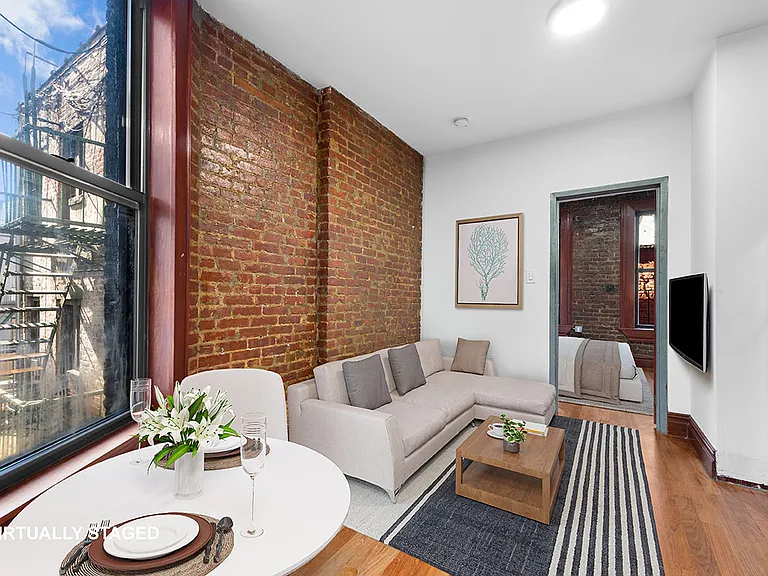 117 Mulberry St #18 — Photo 2