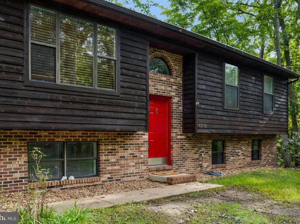 426 Longhorn Ct, Lusby, MD 20657