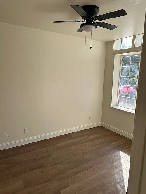 4 bed, $2,600 — Photo 4