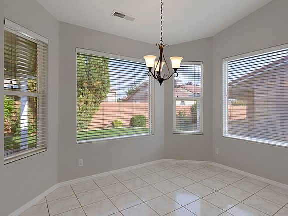 3rd image of 505 S Chula Vista Dr