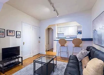 Rented by Century 21 Premier 