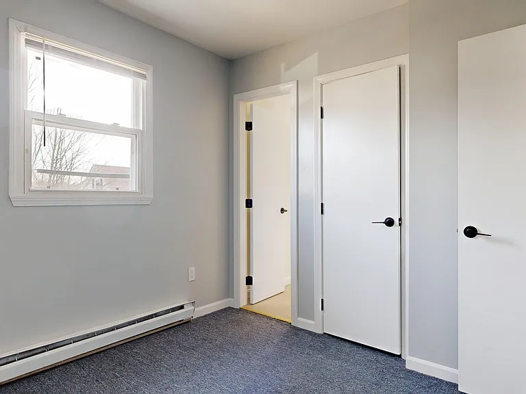 47 Court St — Photo 12