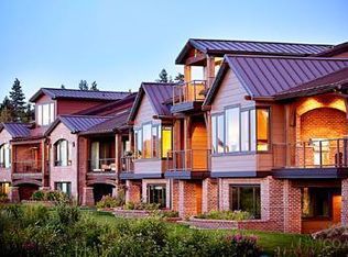 901 SW Theater Dr, Bend, OR 97702