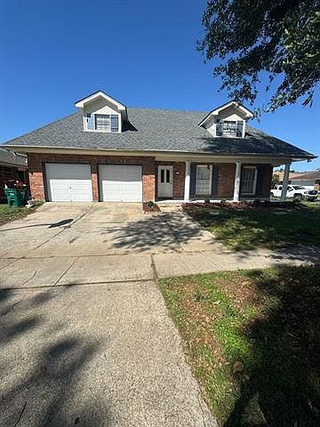 1st image of 936 Champagne Dr