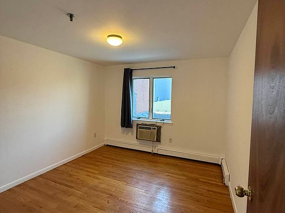 3rd image of 3709 Broadway #3F
