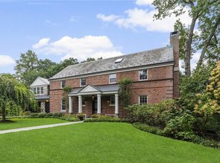 221 Barnard Rd, Larchmont, NY 10538