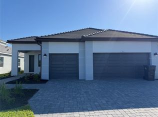17641 Meandering Palms Xing, Bradenton, FL 34212