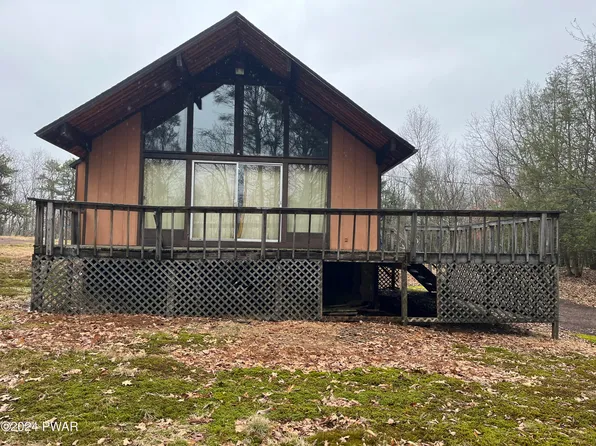 116 Cardinal Rd, Cresco, PA 18326